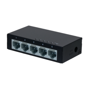         Switch Branded Fast Ethernet 5 puertos RJ45