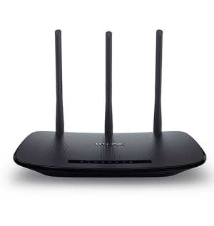 Router Wireless N 450Mbps, MiMO 3x3, 2.4GHz, 802.11bgn, Switch 4 puertos 10/100, puerto 3 antenas